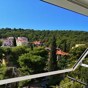 Sunny Split